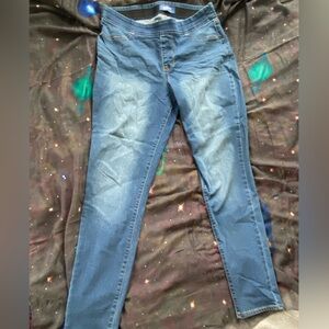 Old Navy Rockstar Jeans mid-rise size 14